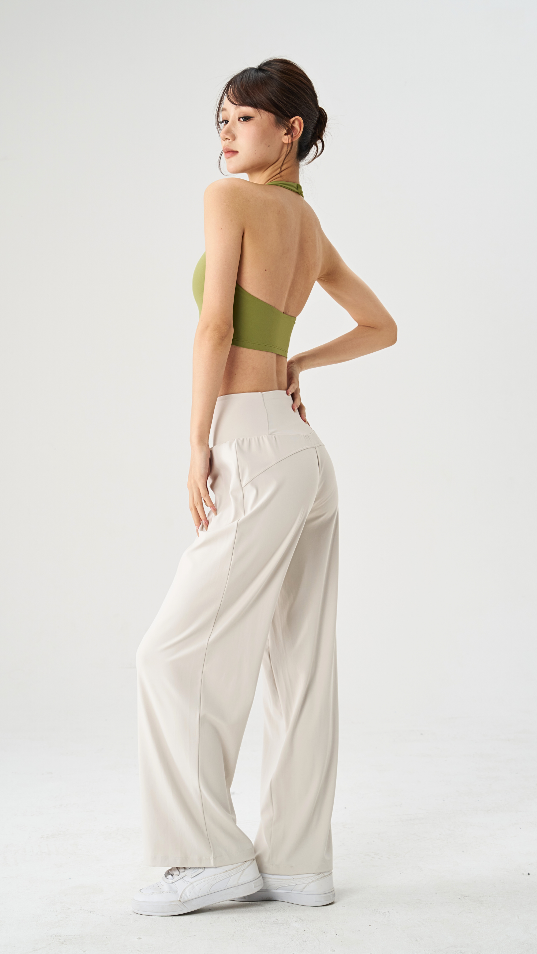 FlexFlow Halter Neck Sports Bra