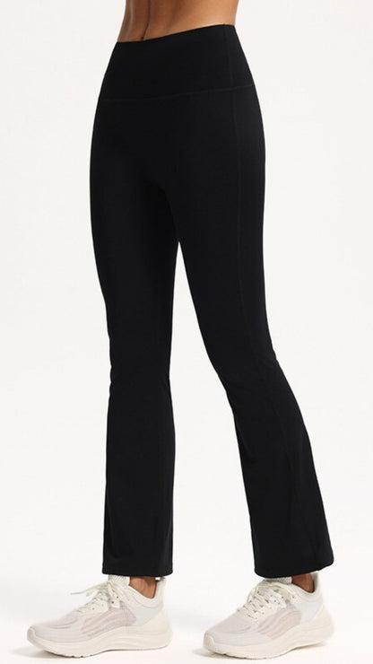 Petite GlowCurve Flare Leggings