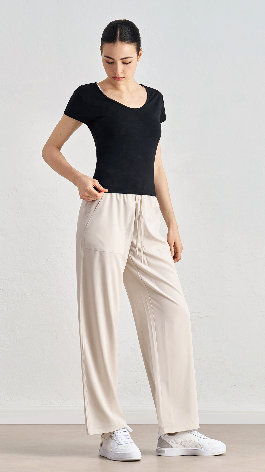 U Neck SmoothMotion Tee