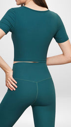 [FINAL SALE] Flexflow Button Cropped Top