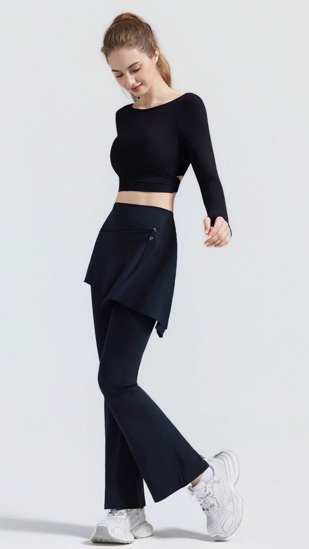 TwistBack Long Sleeve Sports Bra