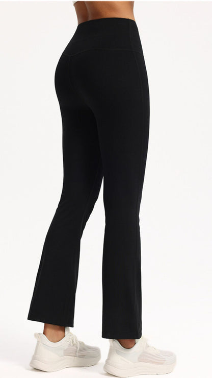 Petite GlowCurve Flare Leggings