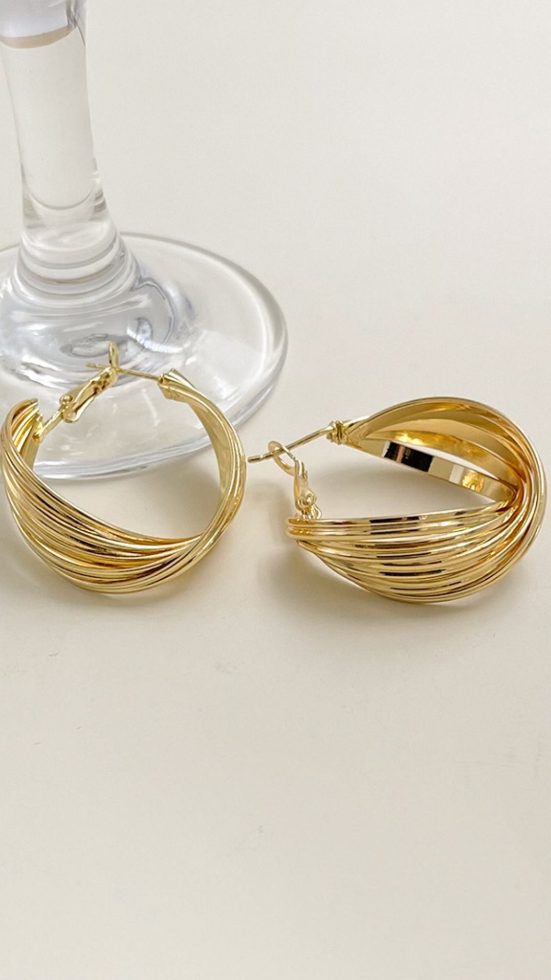Golden Wave Luxe Earrings 845