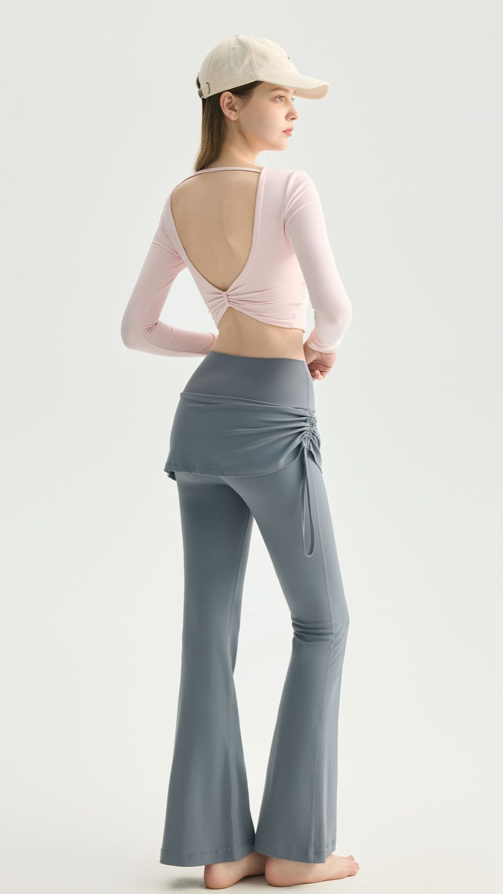 Padded Mesh Yoga Long Sleeve Top