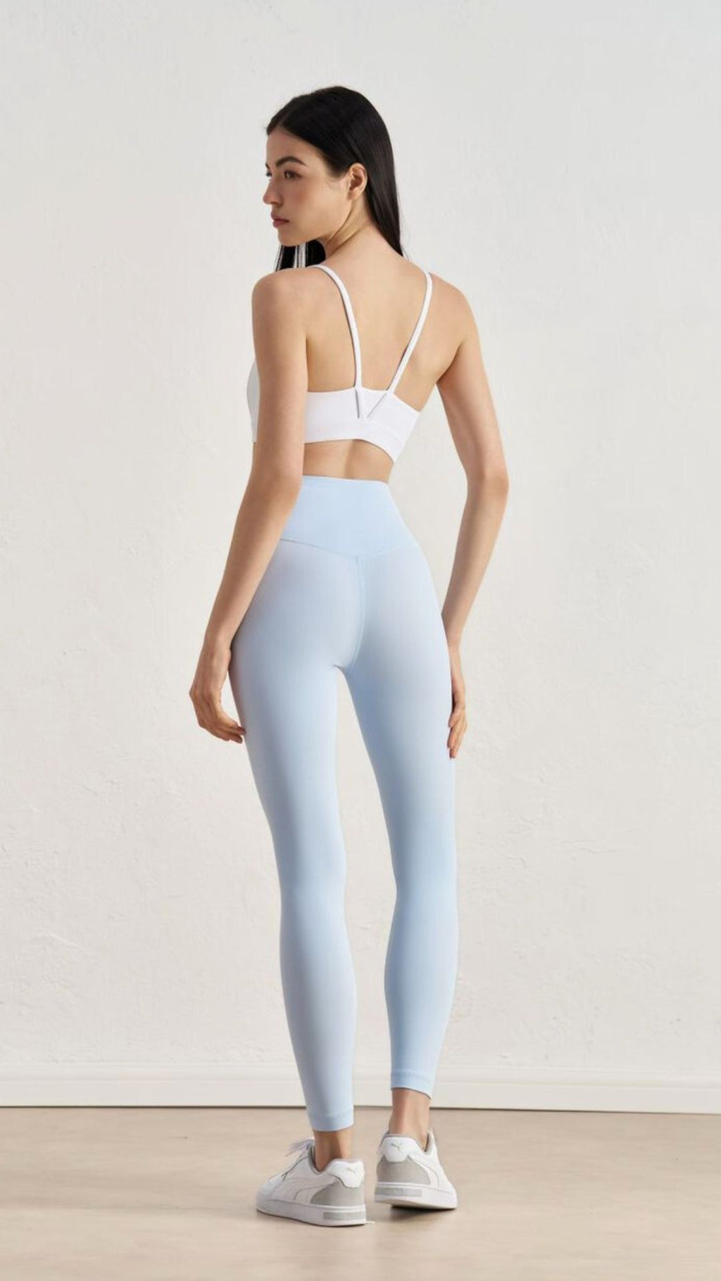 V Back Sports Bra