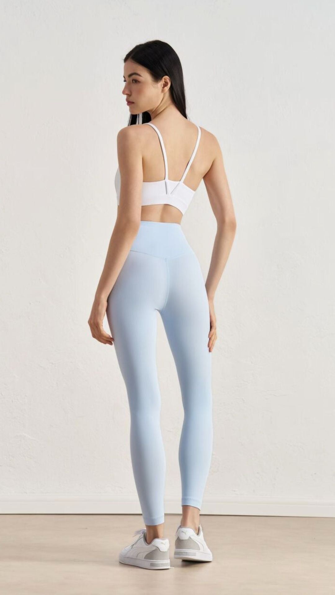 V Back Sports Bra