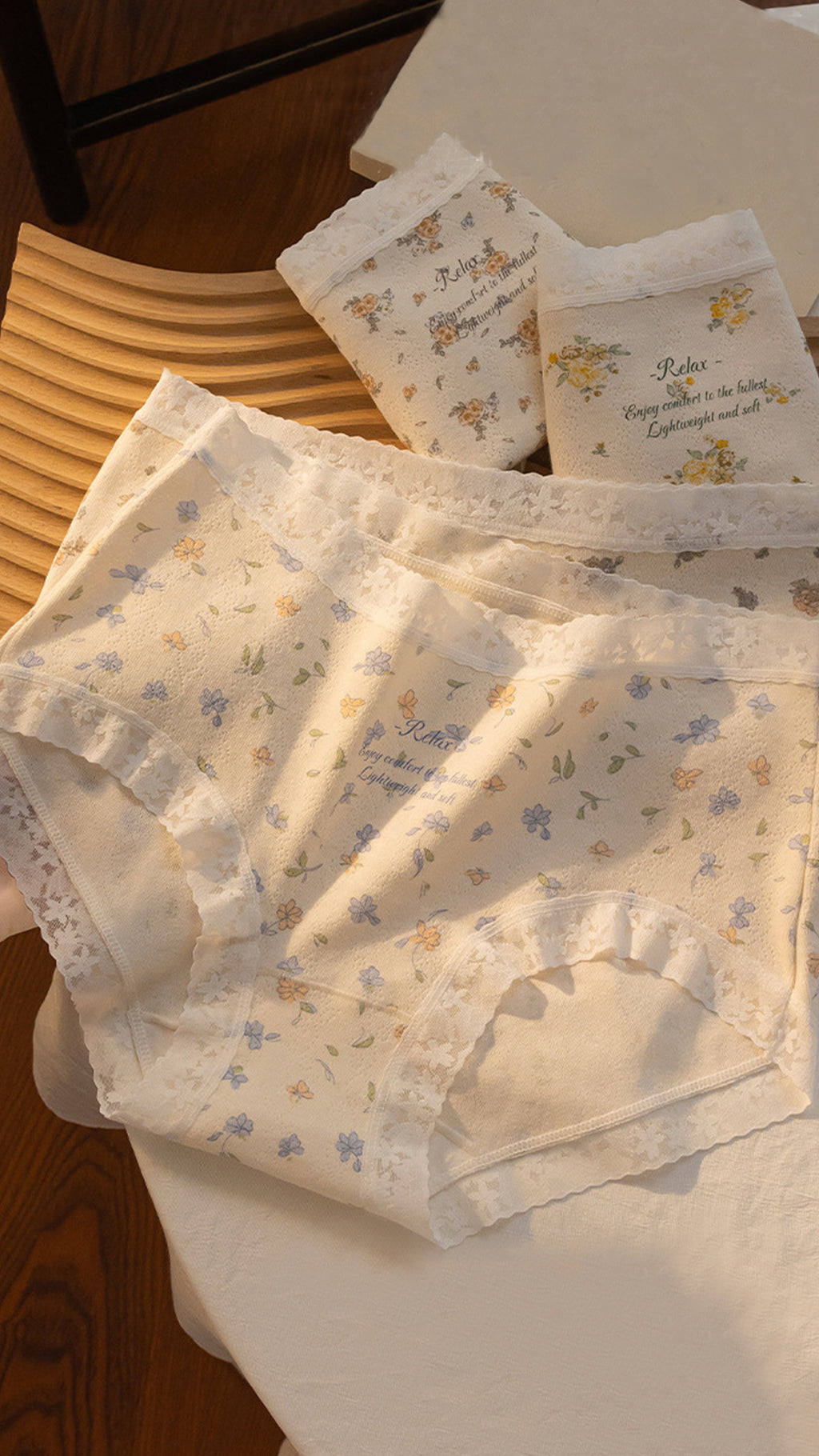 Flora SoftFit Mid-Waist Panties (3 for RM24.99)