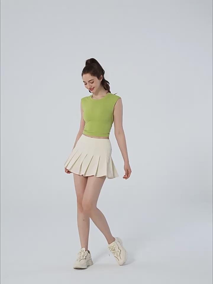 ActivePleat High-Waisted Skirt